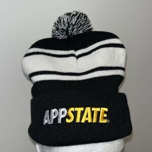 New Appalachian App State Mountaineers Ski snowboard Pom Beanie Cap Hat Winter